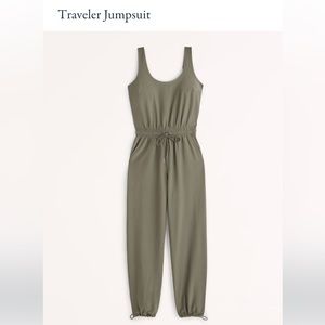 Olive Travelersuit